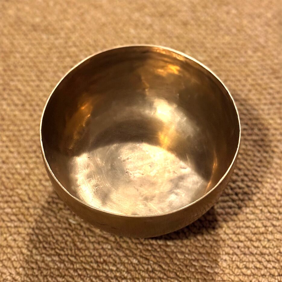 Traditional Thadobati Bowl 13cm - 18cm - Image 2